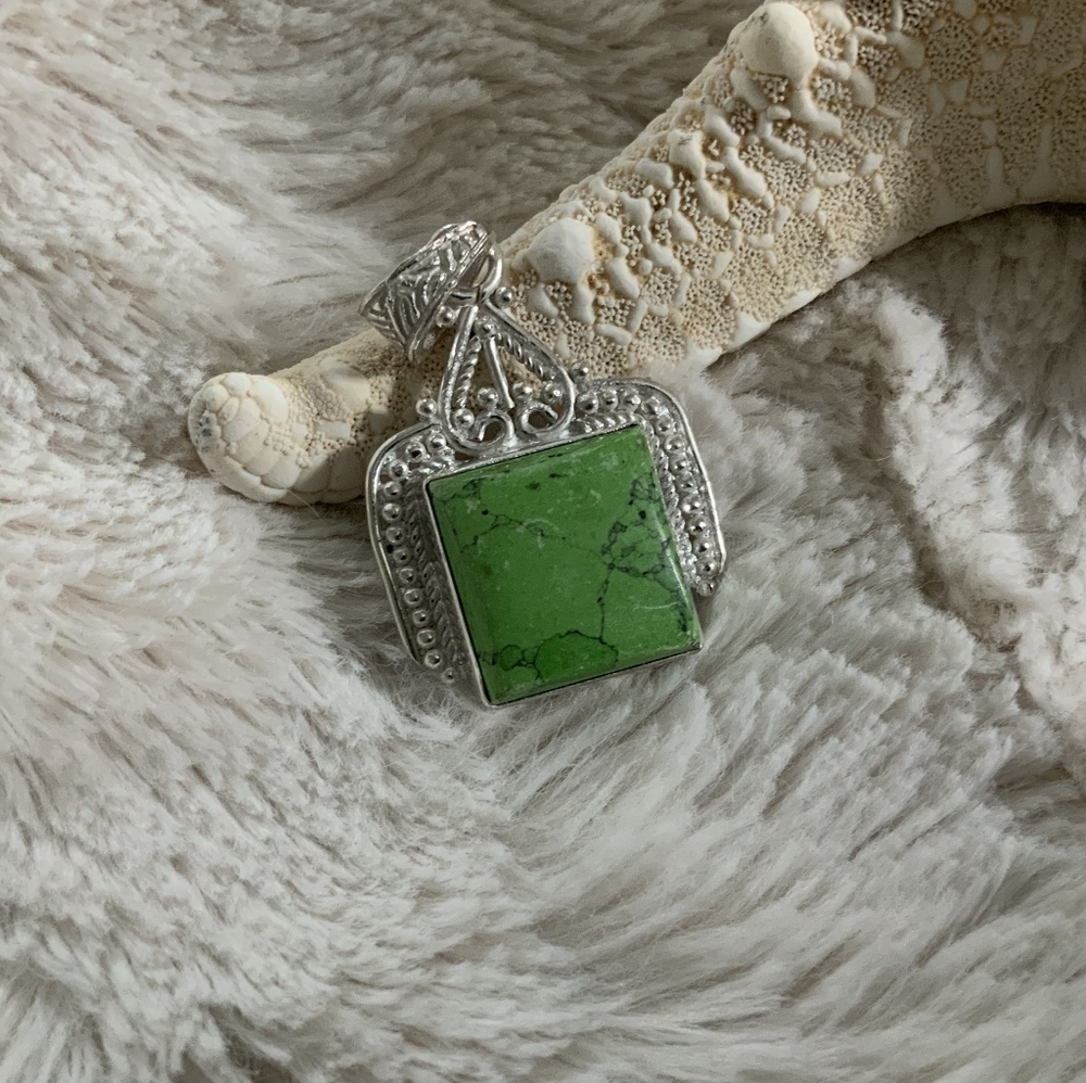 ✨Green Turquoise Pendant